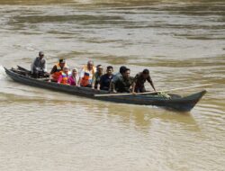 Minim Infrastruktur, Desa Pulau Bayur dicanangkan Maju dan Mandiri