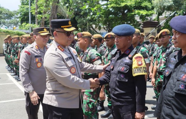 Hari ini Ratusan Personel TNI-Polri Jakut Berjaga di TPS