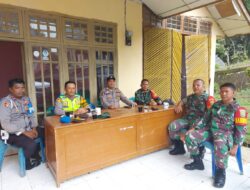 Rapat Pleno mendapat pengamanan TNI/Polri dan Satpol PP serta Panwaslu Kecamatan Muara Siau