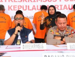 Subdit 5 (Lima) Ditreskrimsus Polda Kepri Berhasil Melakukan Penangkapan Terhadap Dua Pria yang Terlibat Dalam Kasus Prostitusi Online Melalui Aplikasi MiChat