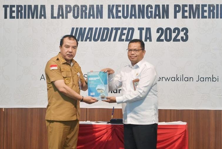 Pemerintah Daerah wajib menyerahkan Unaudited kepada BPK,Pasal 56 Undang-Undang nomor 1 tahun 2004