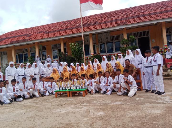 Lomba O2SN dan FLS2N Tingkat Kecamatan, SDN 2 Penantian Banyak Mendapatkan Piala