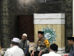 Safari Ramadhan Polres Merangin dimasjid Muhammadiyah At-Tamwir, Beramal dan baca Ayat Suci Alquran di waktu bulan Ramadhan