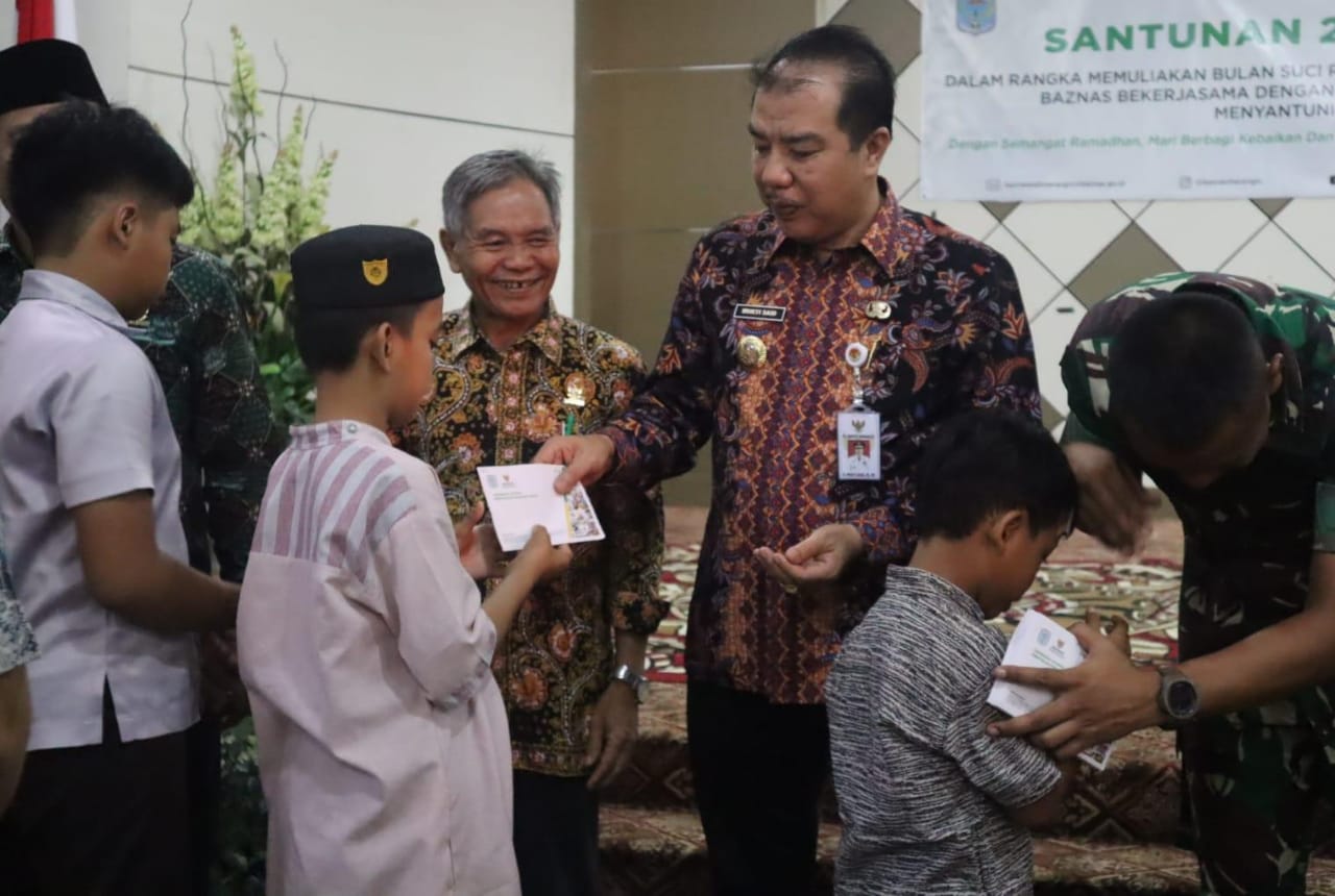 Santuni Anak Yatim Merupakan Kewajiban Pj Bupati Ajak Perhatikan Anak Yatim, Fakir Miskin dan Kaum Duafa