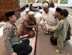 Safari Ramadhan Polres Merangin di Masjid Baitussalam ” Introfeksi Menjadikan Pribadi yang Baik “