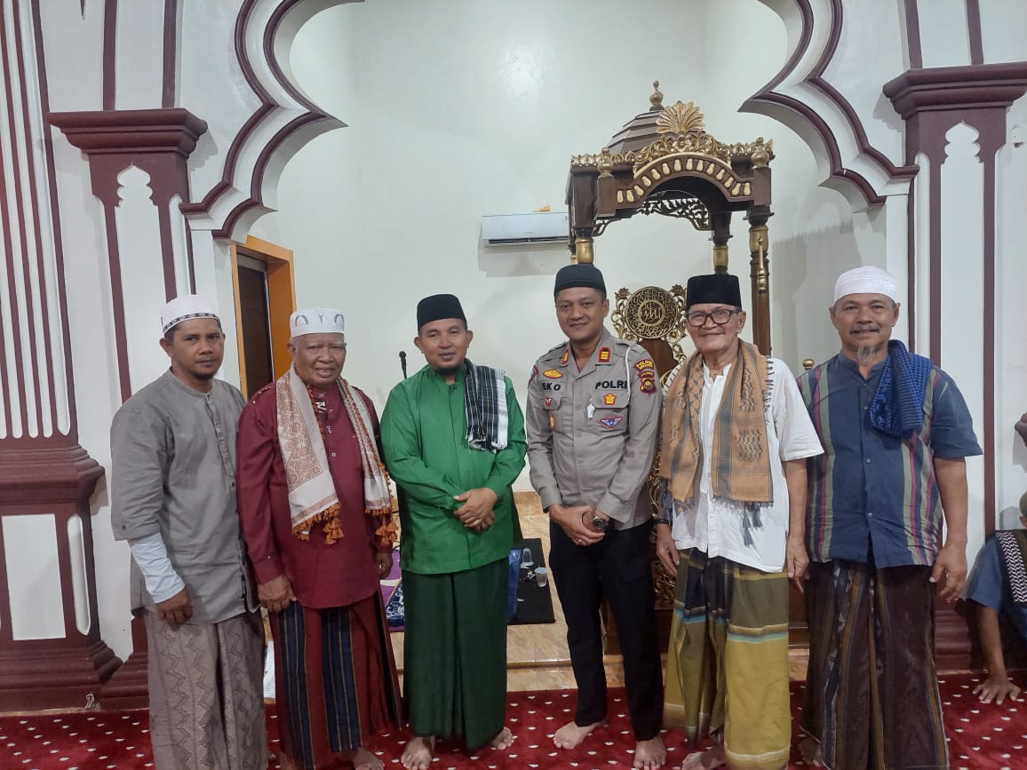 Safari Ramadhan Polres Merangin di Isi Ceramah Ciri-ciri orang munafik menurut Al-Qur’an dan hadist,