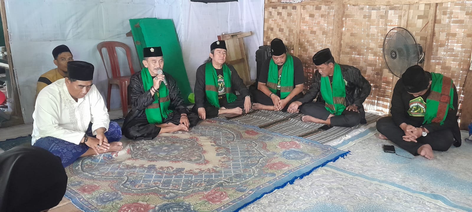 ” JUMAT BERKAH SANTUNAN ANAK YATIM PIATU BERSAMA PEGURON TERUMBU DI BULAN RAMADHAN “