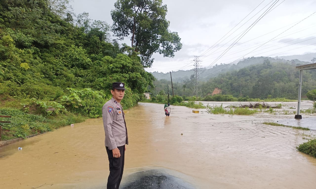 Breaking News !! Tujuh Desa di Pangkalan Jambu terdampak Banjir 