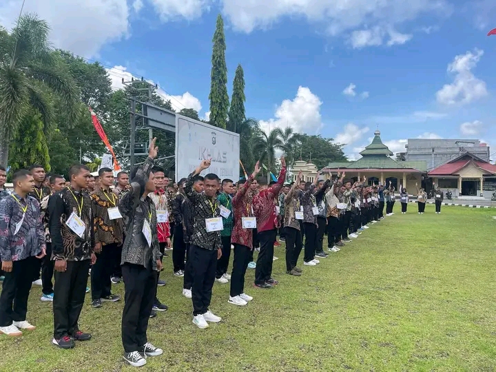 Polres Merangin Berangkatkan Peserta Test Calon Personil Polisi ke Polda Jambi