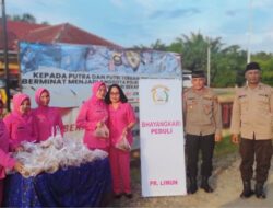 Kapolsek Limun Selipkan Himbauan Saat Bagi Taqjil, Jaga Kerukunan dan saling menghargai di tengah Masyarakat.