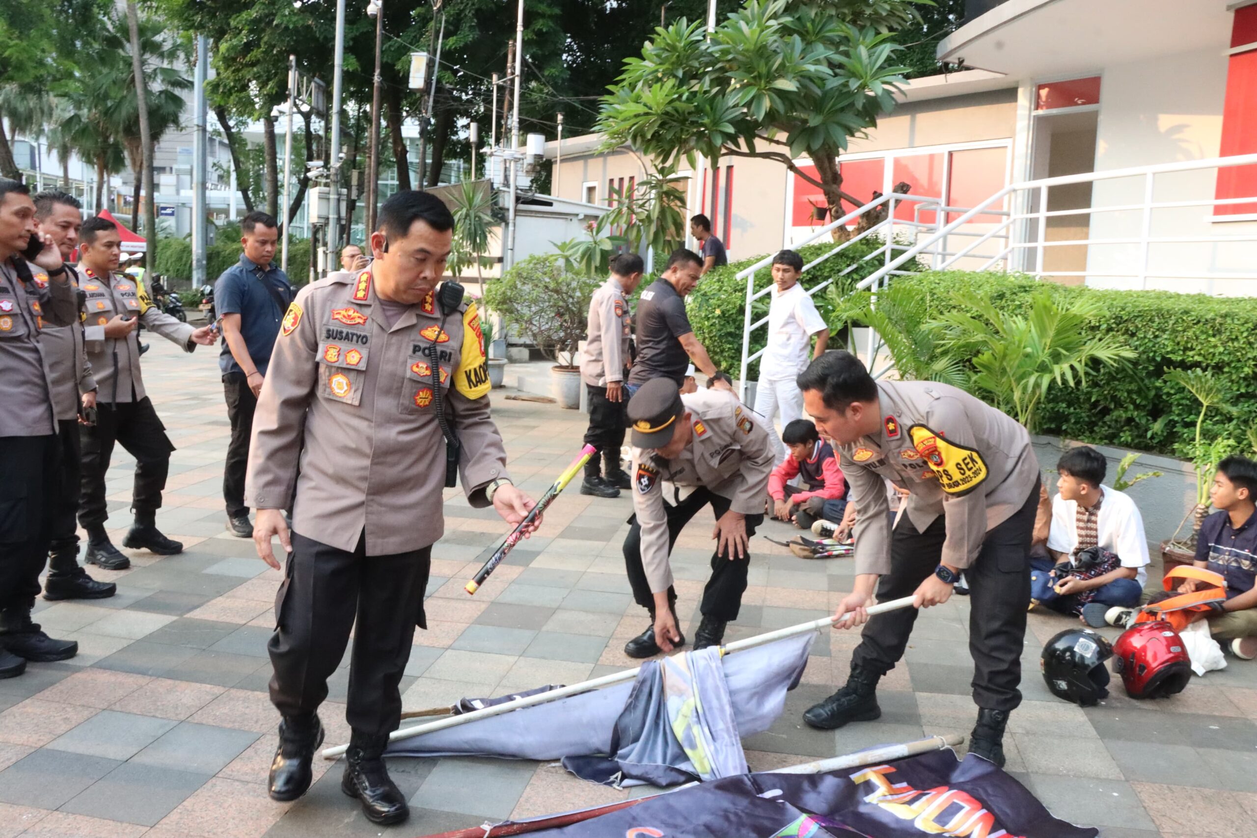 Gencarkan Patroli, Polres Metro Jakarta Pusat Amankan Kembali 169 Remaja Saat Konvoi Berdalih Bagi Takjil