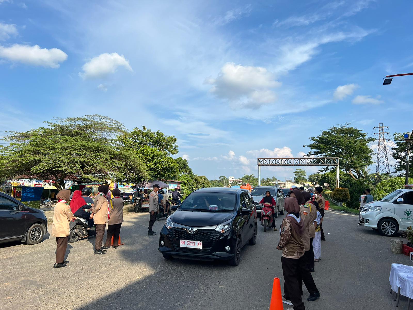 Pos Terpadu Res Sarolangun lakukan pengaturan dan hindari Kepadatan jalan menjelang Idul Fitri 1445H – 202