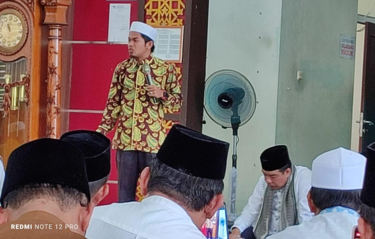 Ustadz Ucay Batubara Buat Jemaah Merangin Ngakak pemkab Merangin Gelar Halal Bihalal di Masjid Baitul Makmur