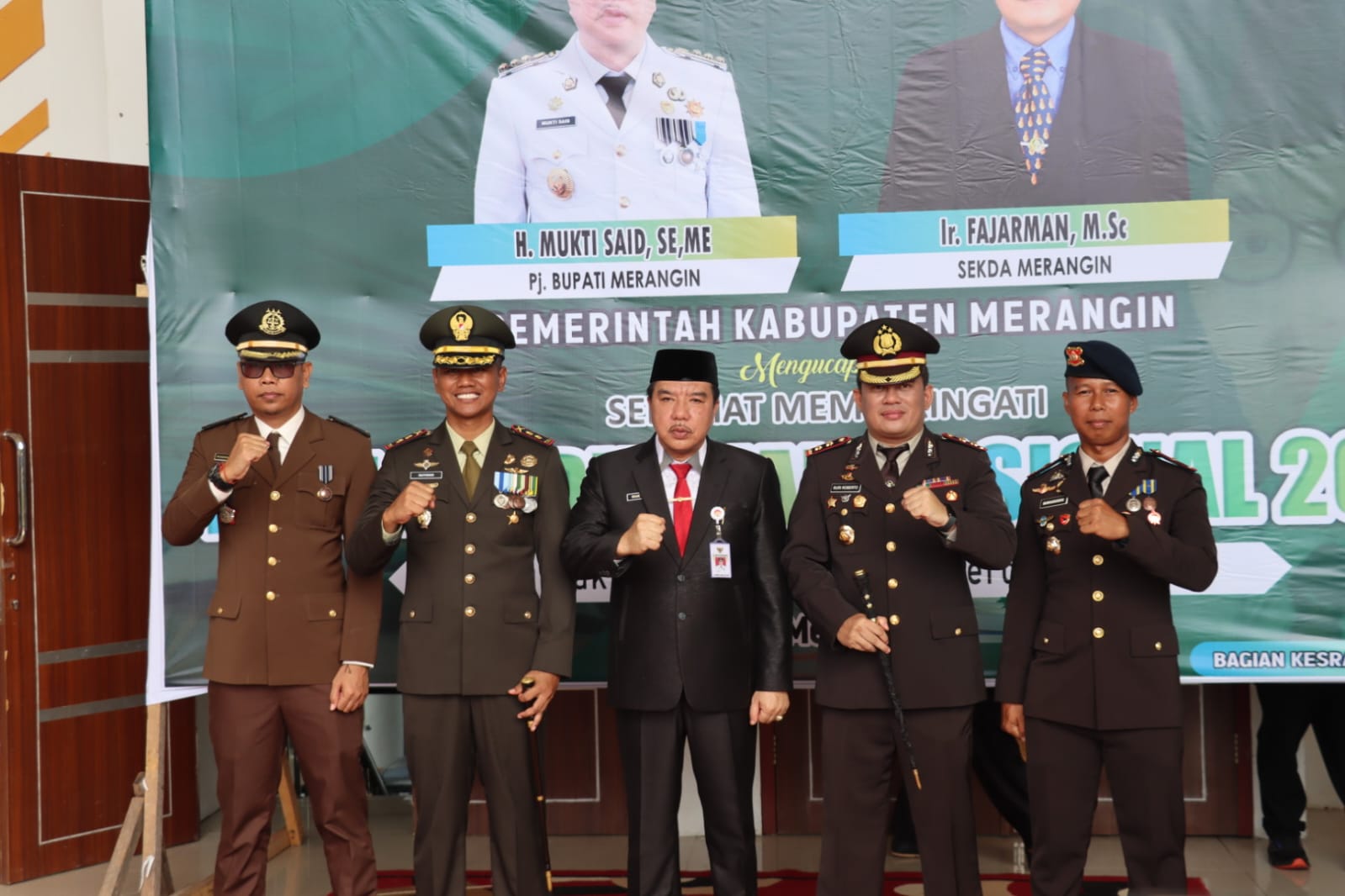 Kapolres Merangin dan Dandim 0420/Sarko Apresiasi Atas Penyerahan “Anugerah Satya Lencana Karya Satya oleh PJ. Bupati Merangin”   