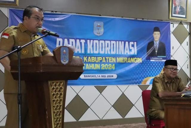 PJ Bupati Intruksikan Camat Laksanakan 13 Poin Penting pada Rakor Camat se-Kabupaten Merangin 2024