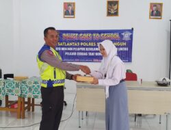 Akp. Rio Renaldy Siregar. S.T.K S.I.K Beri Edukasi Tentang Lalu Lintas melalui Kegiatan POLICE GO TO SCHOOL di MAN 1 Sarolangun