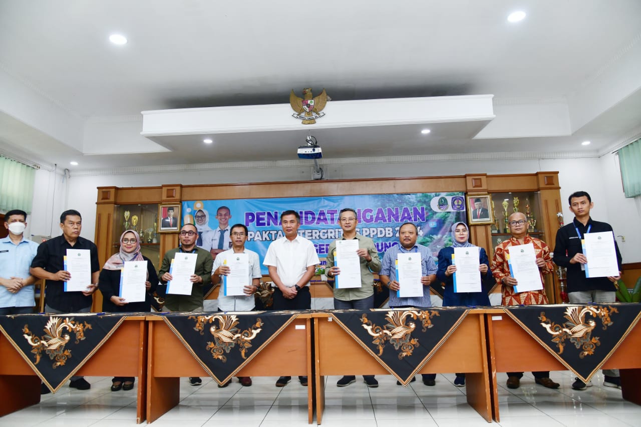 PPDB JABAR 2024 : Operator hingga Kepala Sekolah Tanda Tangani Pakta Integritas