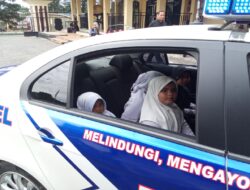 Kunjungan Anak Paud Alqur’an Ananda diPolres Merangin,Kasat Lantas Jelaskan Sejak Dini Pungsi Sirine dan Lampu Rotator