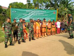 Dalam Rangka Pengabdian TNI Untuk Rakyat, Personil Rindam Jaya/Jayakarta Bersama Masyarakat Melaksanakan Karya Bakti