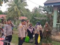 Tim Jumat Berkah Polsek Tabir Selatan Kunjungi warga dan upayakan Jasa Perobatan Gratis yang di Salurkan Pemerintah