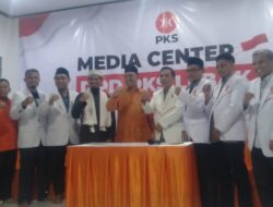 Sanuji Pentamarta Bacabup Sudah Kembalikan Formulir Pendaftaran Ke Kantor DPD PKS Lebak 