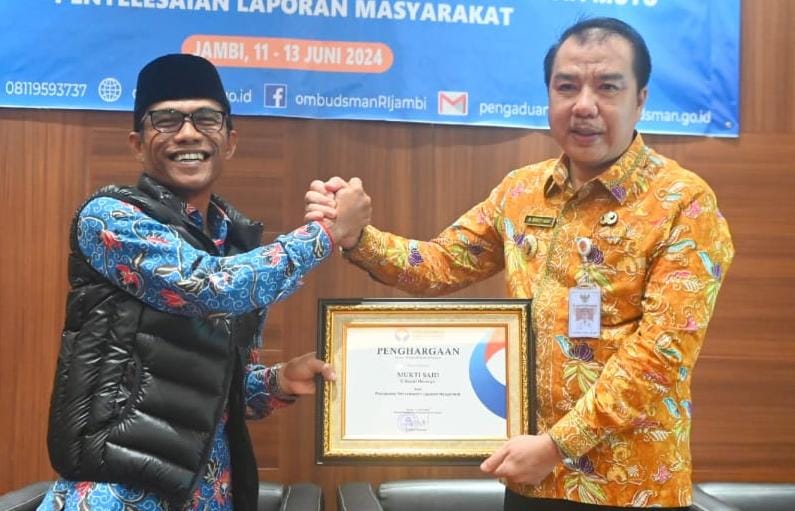 H Mukti Terima Penghargaan dari Ombudsman Atas Cepat Merespon Pengaduan Masyarakat dan Penyelesaiannya