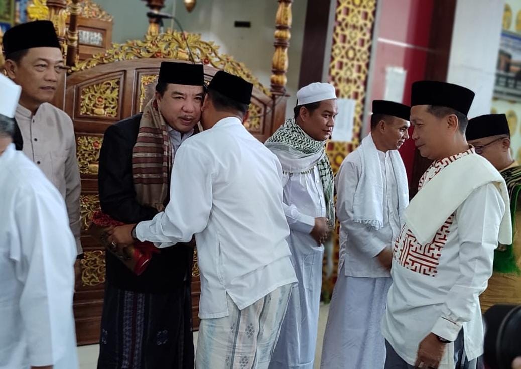 H Mukti: Idul Adha Momen Sempurnakan Jati Diri pemkab Merangin Gelar Shalat Idul Adha 1445 H di Masjid Baitul Makmur