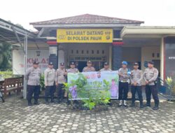 TRANSFORMASI POLRI PRESISI YANG MENYONGSONG INDONESIA EMAS Polres Sarolangun Polsek Pauh Laksanakan Penanaman Pohon Penghijauan.