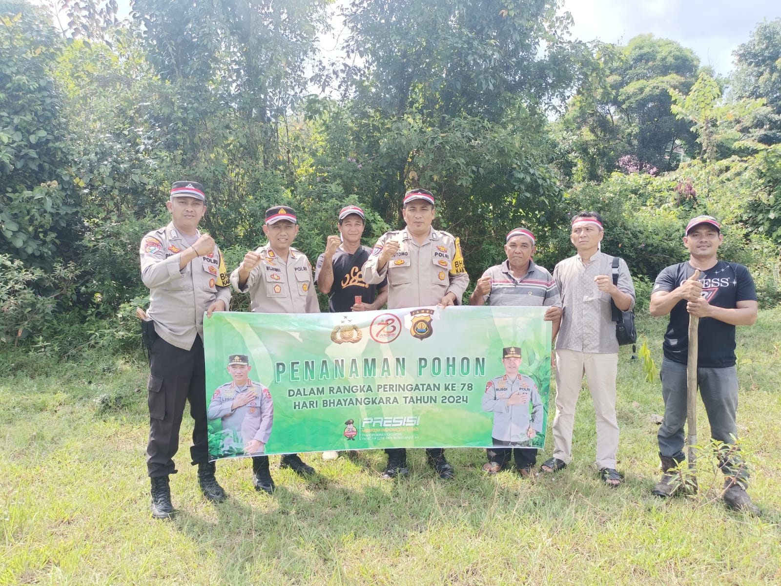 HUT BHAYANGKARA Ke-78, Polres Sarolangun Polsek Mandi Angin Laksanakan Penanaman Pohon Penghijauan.