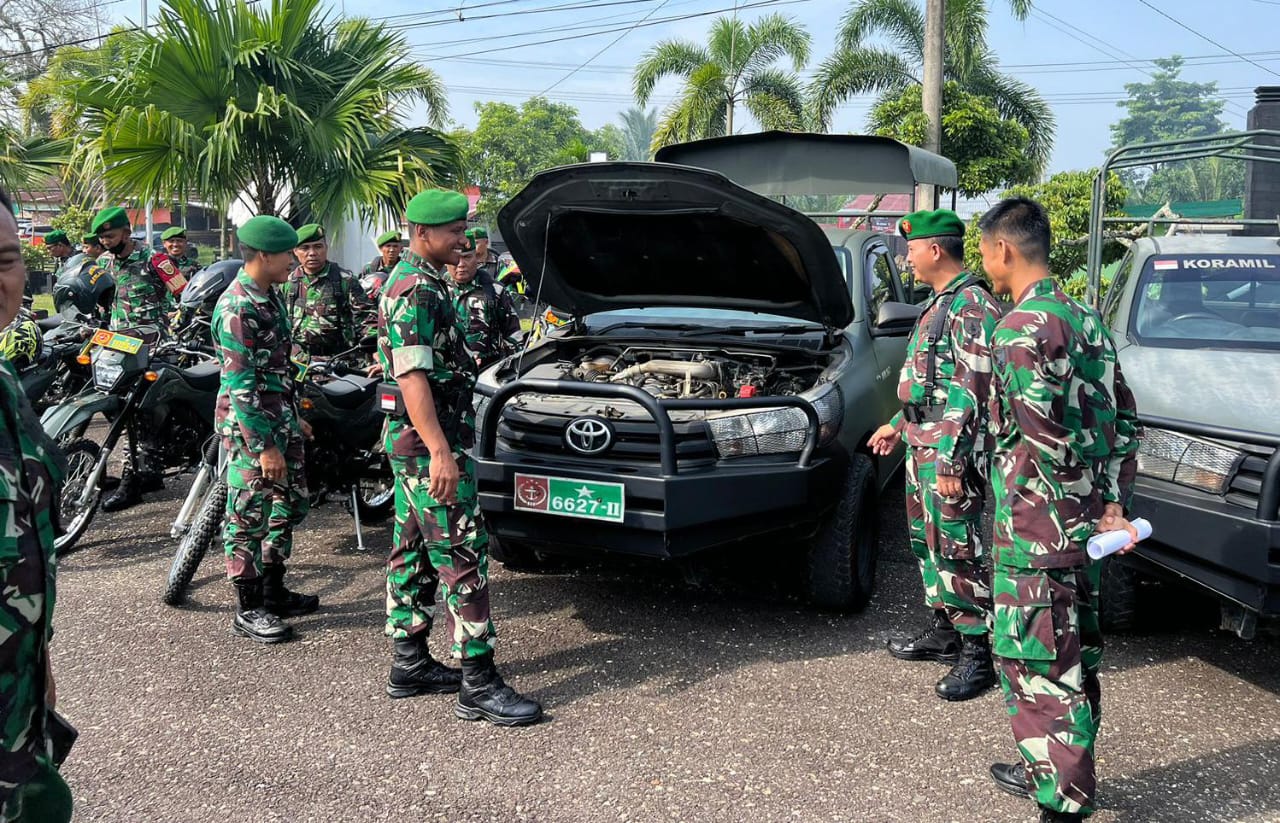 Adakan Pengecekan Motor, Dandim 0420/Sarko Berikan Sejumlah Uang Pemeliharaan Motor Ke Babinsa Yang Sudah Kreatif