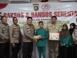 Polres Merangin Gelar Baksos dan Bansos Serentak, Serahkan Sembako kepada SAD dan Yayasan Rumah Amal Sariah Umat Panti Yatim Kasih Umur