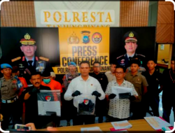 Konferensi Perss di Polresta Tanjungpinang, Seorang Ayah Tiri di Kampung Bugis Tega Cabuli Anak Tirinya yang Masih Kelas 1 SD