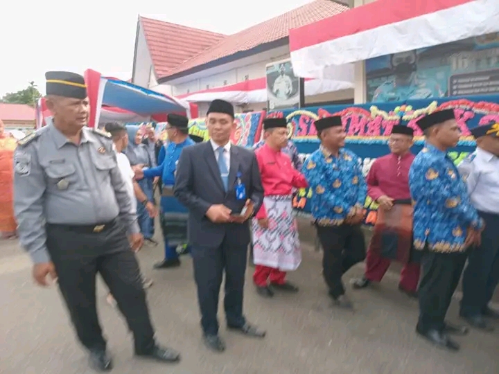 Rektor Institut Agama Islam Tebo Dr  Nurhuda SPd. Mpd Hadiri Upacara Hari Bhayangkara Ke 78 Di Mako Polres Tebo