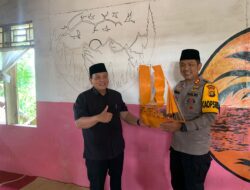 Masyarakat Desa Pematang Kulim Singkut Doa Syukuran dan Serahkan Kado Spesial untuk Polri di Hari Bhayangkara ke 78