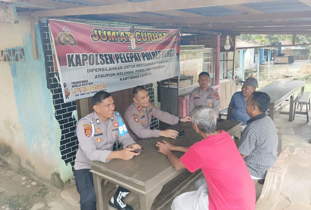 Jum’at Curhat Polsek Pelepat Polres Bungo Dengan Siskamling dapat Meminimalisir Gangguan Kamtibmas 