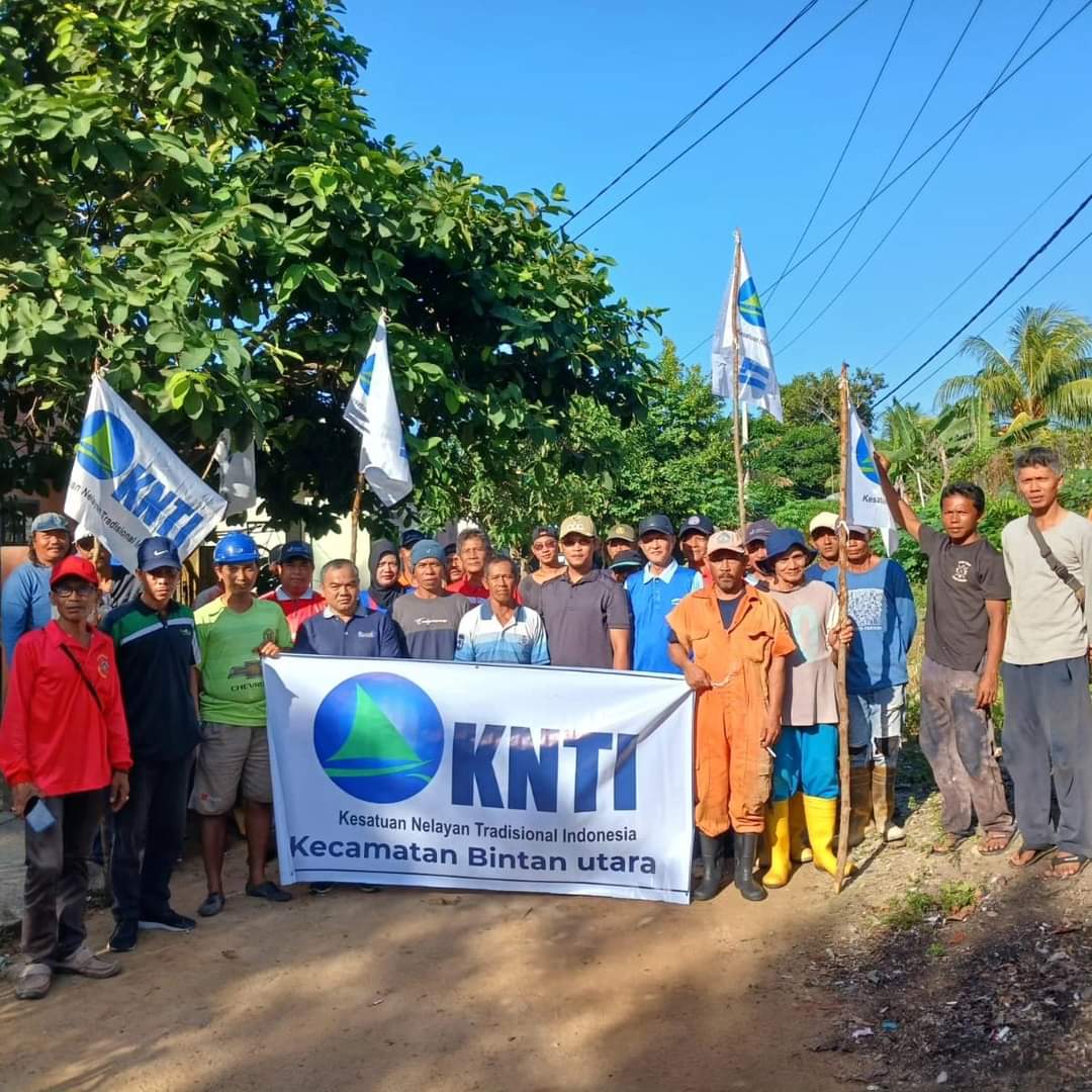 Ketua KNTI dan Juga Tokoh Pemuda di Bintan Ikut Jemput Pemulangan Nelayan yang Ditahan di Malaysia