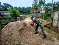 Babinsa Koramil 0420-02/Limun Bantu Warga Ngecor Jalan Produksi Ke Kebun