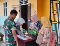 Babinsa 08/Tabir Komsos Dengan Ibu-Ibu Di Desa Binaan