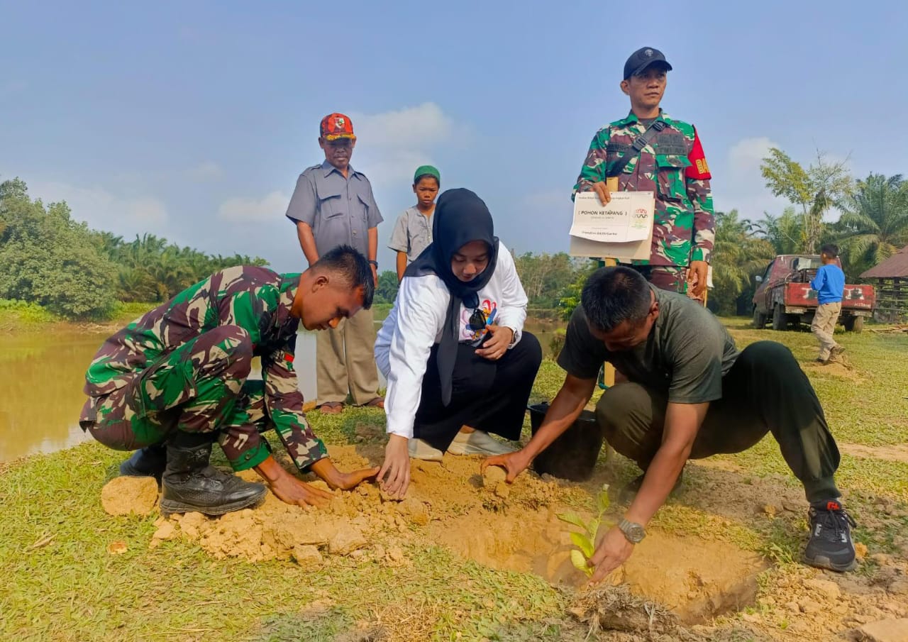 Meriahkan Acara Puncak Kenduri Swarnabhumi Kecamatan Tabir, Dandim 0420/Sarko Hadir Di Tengah-tengah Masyarakat 