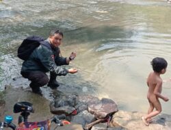 Sungai Batang Senamat berangsur Jernih,Personil Polsek Pelepat sebutkan,Lapor bila ada kegiatan Ekploitasi Mineral di wilayahnya.