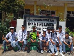 Babinsa Koramil 06/Muara Siau Berikan Materi Wasbang Kepada Siswa SMKN 6 Merangin