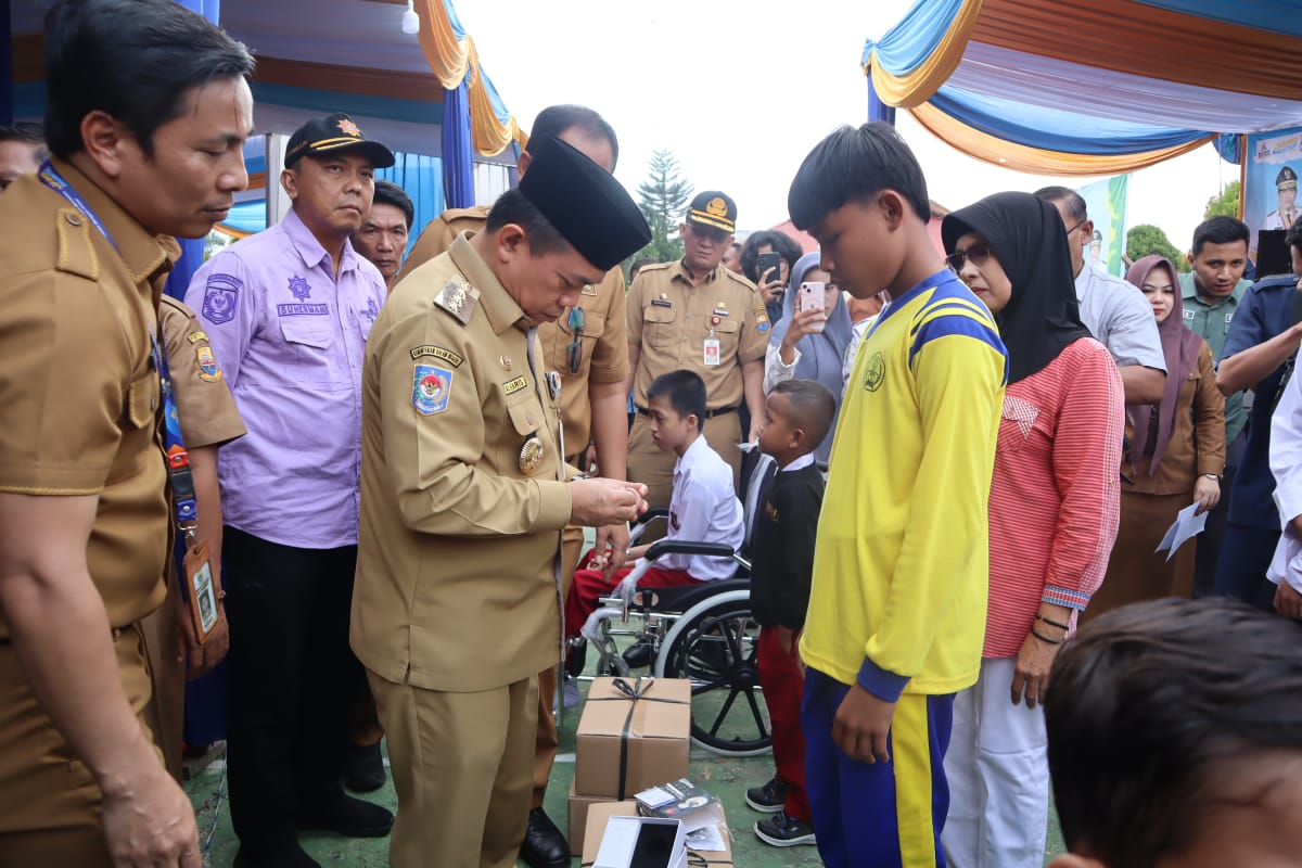 Gubernur Jambi Launching Dumisake di Merangin dipusatkan di SMK Negeri 2 Merangin Desa Mentawak