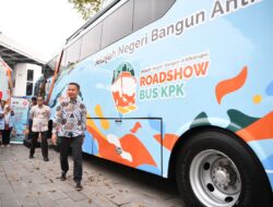 ROADSHOW BUS KPK 2024 : Bey Machmudin: Keluarga Berperan Penting Dukung Gerakan Antikorupsi