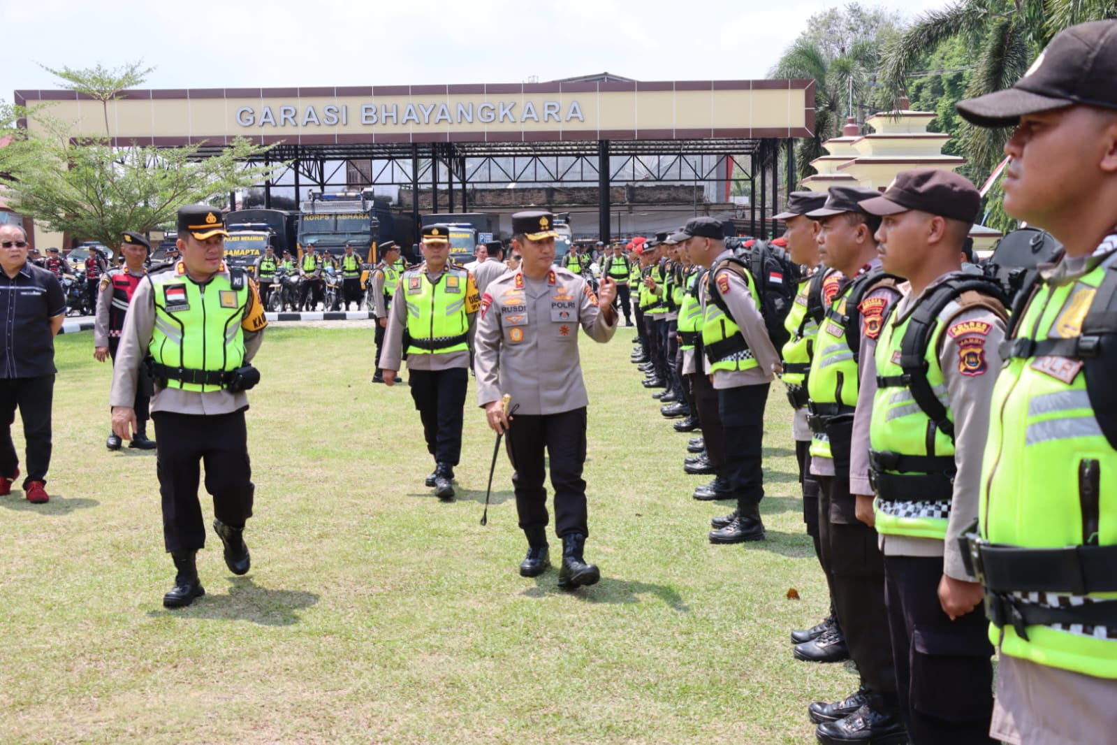 Kunker Ke Polres Merangin , Kapolda Jambi Cek Kesiapan Personil Polres Merangin Dalam Pengamanan Pilkada Serentak 2024