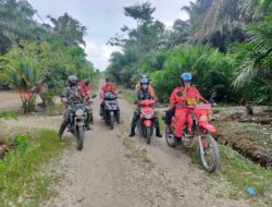 Babinsa Koramil 02/Muara limun Bersama Masyarakat Patroli Karhutlah.