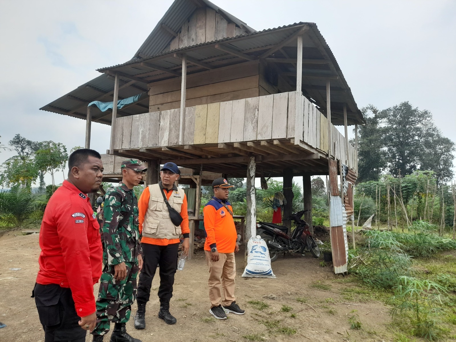 Babinsa Laksanakan Patroli Bersama BPBD Dialam Rangka Cegah Karhutla