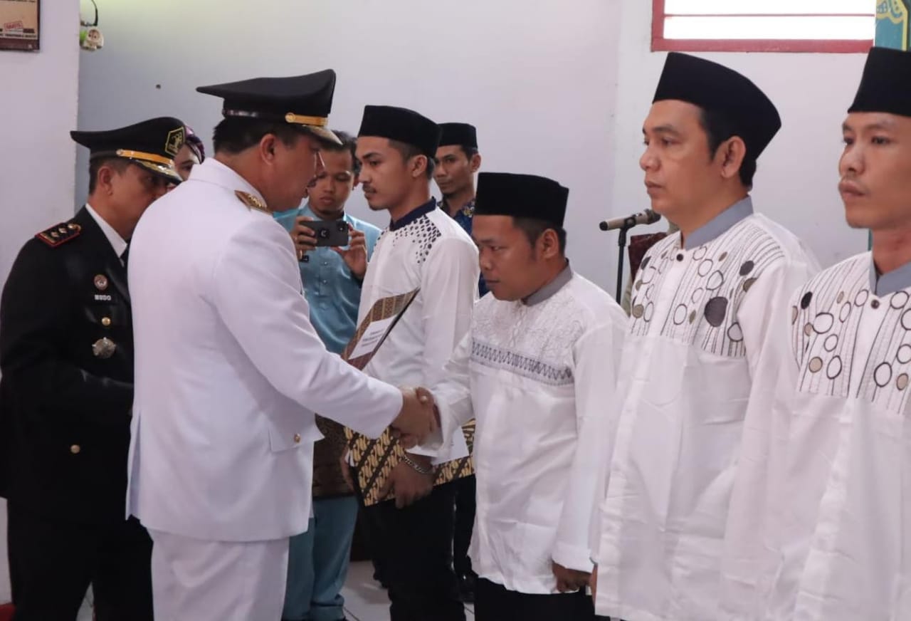 Pj Bupati Serahkan Remisi ke 255 Napi, Lima Bebas Peringatan Hari Kemerdekaan ke-79 RI di Lapas Kelas II B Bangko