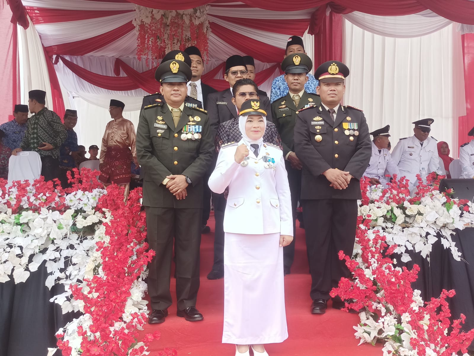 Pengibaran Bendera Merah Putih Menyambut HUT RI ke-79 mendapat Perhatian Khusus Masyarakat Tabir Selatan 