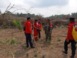 Cegah Karhutla, Babinsa Koramil 420-04/Sarolangun Sarko Laksanakan Sosialisasi dan Patroli Rutin