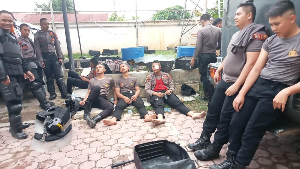 Empat Personel Polri Terluka saat Amankan Unjuk Rasa di Lhokseumawe